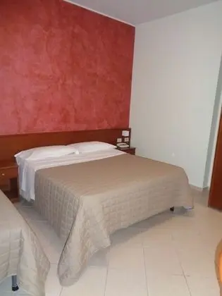 Classic Tek Büyük veya İki Ayrı Yataklı Oda