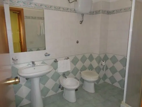 Classic Tek Büyük veya İki Ayrı Yataklı Oda