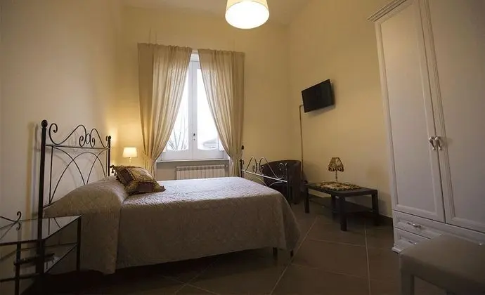 Tek Büyük Yataklı Oda, Özel Banyo (Argento)