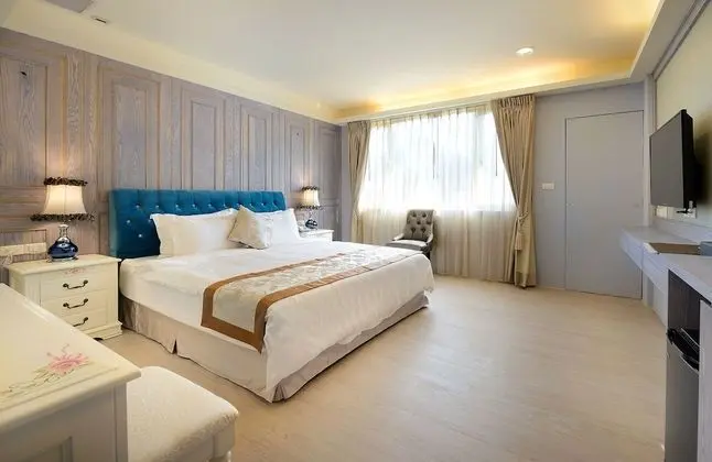 Deluxe Tek Büyük Yataklı Oda