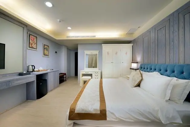 Deluxe Tek Büyük Yataklı Oda