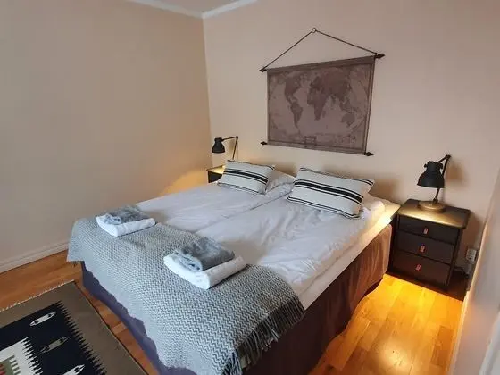 Tek Büyük Yataklı Oda (Private WC shared shower)