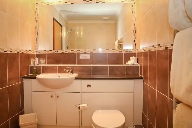 Standard Tek Büyük veya İki Ayrı Yataklı Oda