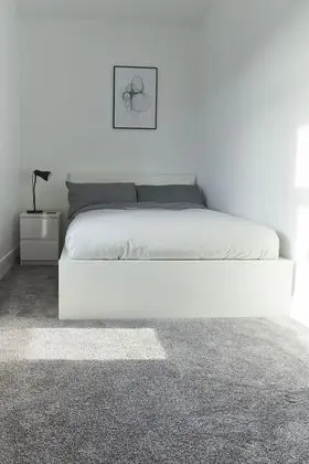 Standard Tek Büyük Yataklı Oda, Ortak Banyo