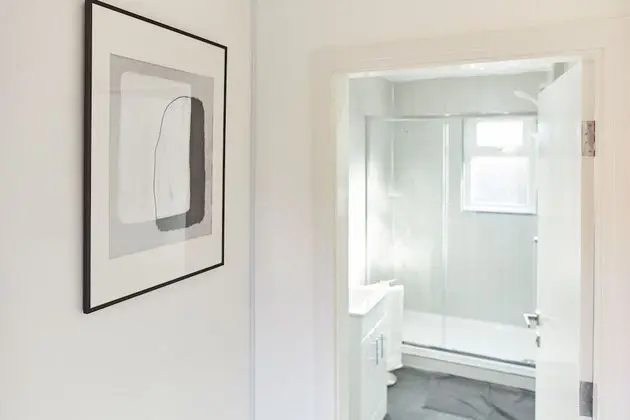 Standard Tek Büyük Yataklı Oda, Ortak Banyo