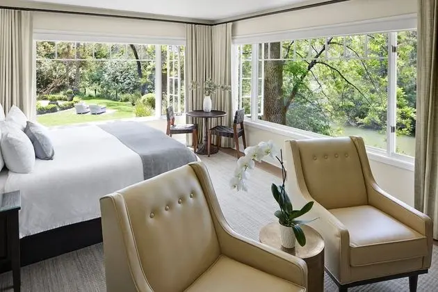 Grand Guestroom