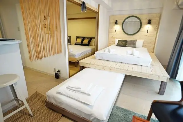 Oda, 2 Yatak Odası (4 Double Beds and 1 Extra Bed, B2)