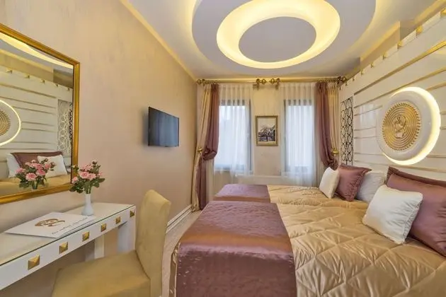 Superior Tek Büyük veya İki Ayrı Yataklı Oda