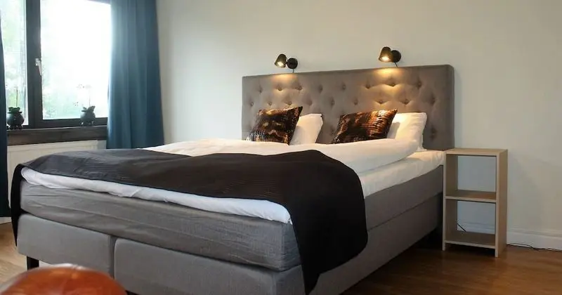 Basic Tek Büyük Yataklı Oda