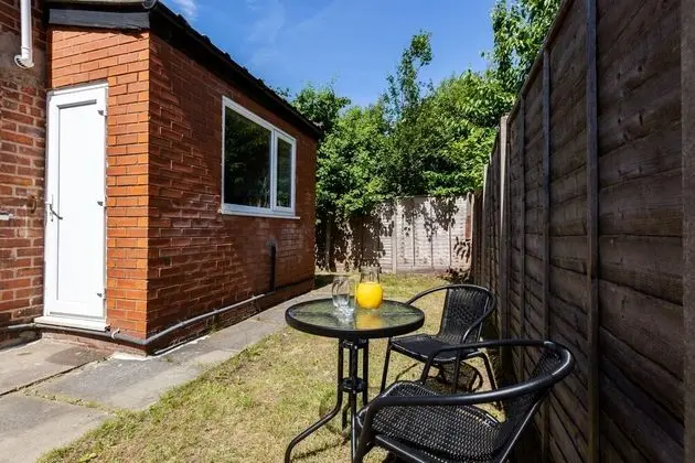 Comfort Ev, Banyolu/Duşlu (Close to Etihad Stadium )