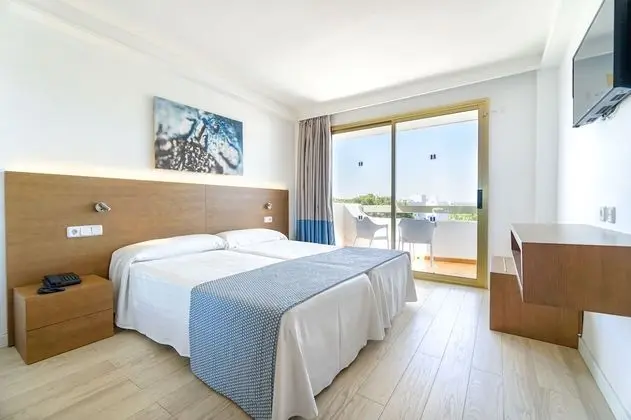 Tek Büyük Yataklı Oda, Balkon