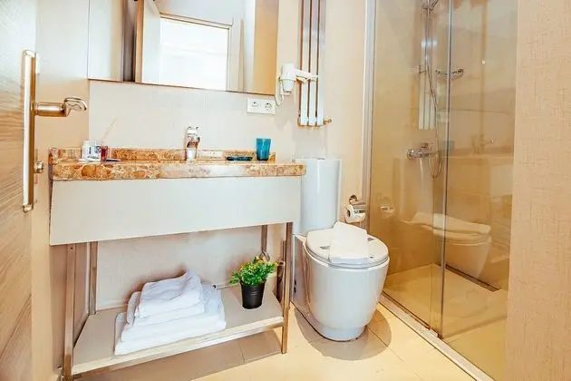 King - Queen Suite