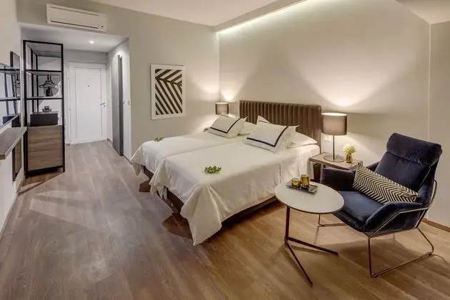 Tek Büyük Yataklı Oda, Balkon, Deniz Manzaralı