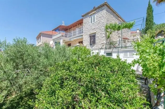 Apart Daire (Milo - 50m from the sea - A1(2))
