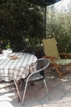 Apart Daire (Milo - 50m from the sea - A1(2))