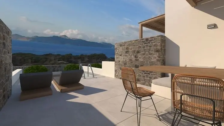 Deluxe Triple Suite with outdoor private pool and sea view