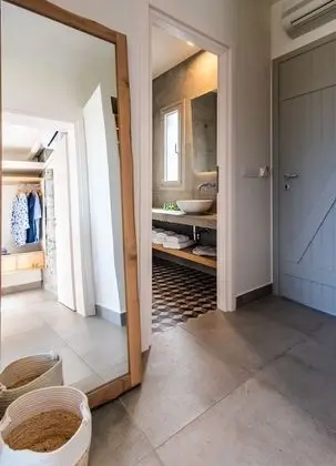 Family Suite with outdoor private pool and sea view
