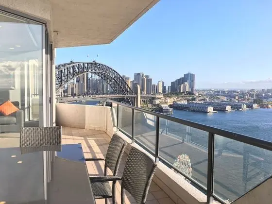 Superior Apart Daire, 3 Yatak Odası, Balkon, Liman Manzaralı