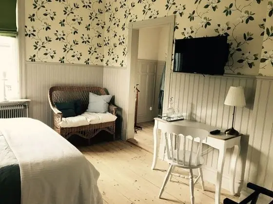 Tek Büyük Yataklı Oda (West)