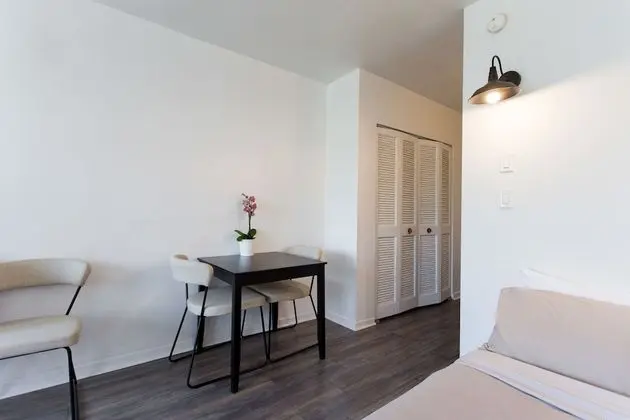 Comfort Stüdyo, Avlu Manzaralı