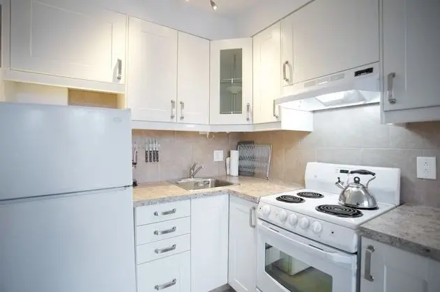 Standard Stüdyo Süit, Avlu Manzaralı