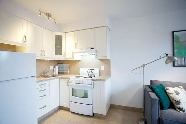 Standard Stüdyo Süit, Avlu Manzaralı