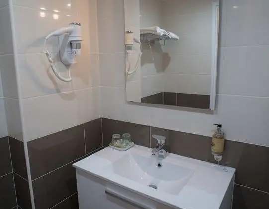 Standard Üç Kişilik Oda