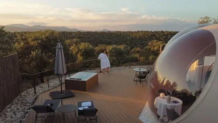 Suite Deluxe - Luna privada con vistas panorámicas al cielo y jacuzzi