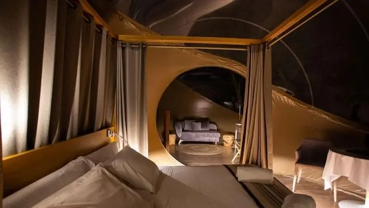 Suite Superior Premium - Luna privada con vistas panorámicas al cielo y jacuzzi