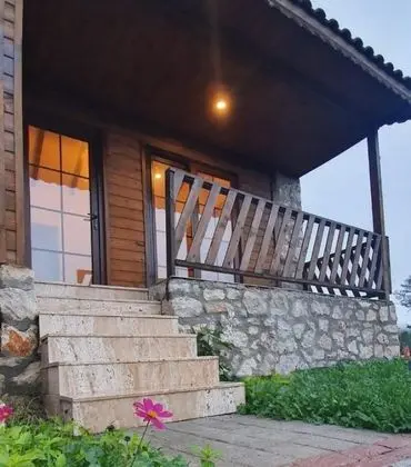 Dağ Evi, Dağ Manzaralı, Balkonlu