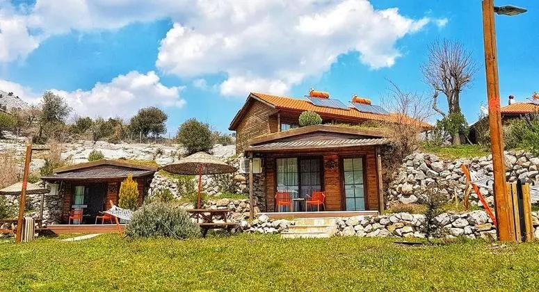 Deluxe Mağara Oda, Dağ Manzaralı, Balkonlu