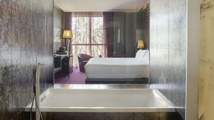 Privilege Room