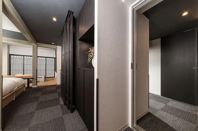 Apart Daire, Sigara İçilmez, Bağlantılı Odalar (Japanese)