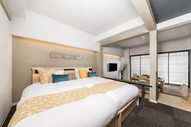 Apart Daire, Sigara İçilmez, Bağlantılı Odalar (Japanese)