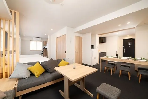 Deluxe Apart Daire (Theater)