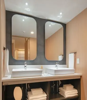 Deluxe Apart Daire (Theater)