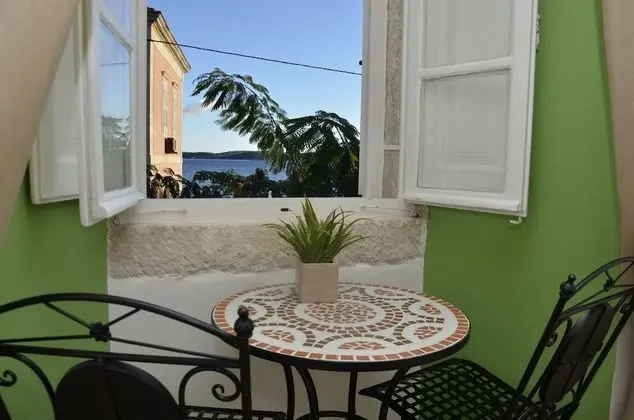 Basic Tek Büyük Yataklı Oda