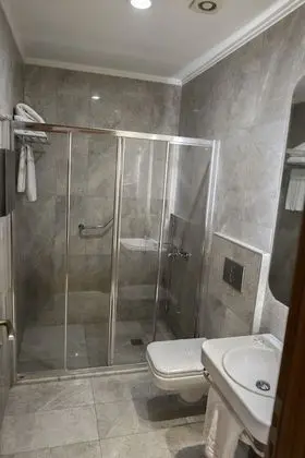 Junior Tek Büyük veya İki Ayrı Yataklı Oda, Şehir Manzaralı