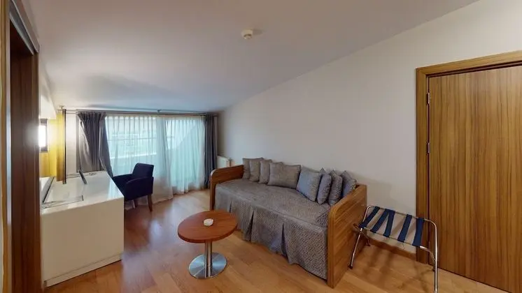 QUEEN SUITE, SEHIR MANZARALI ODA