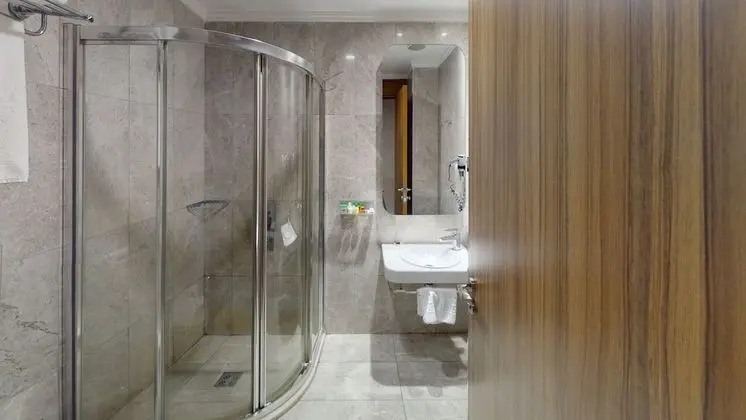 QUEEN SUITE, SEHIR MANZARALI ODA