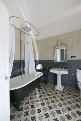 Tek Büyük Yataklı Oda (Kasbah)