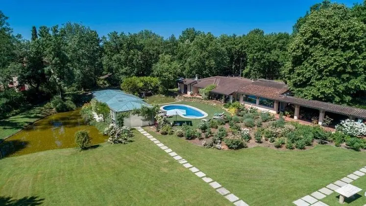 Villa