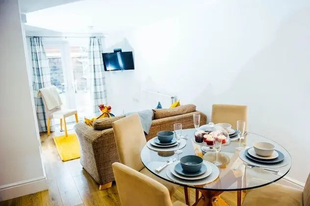 Luxury Apart Daire, Özel Banyo, Avlu Manzaralı