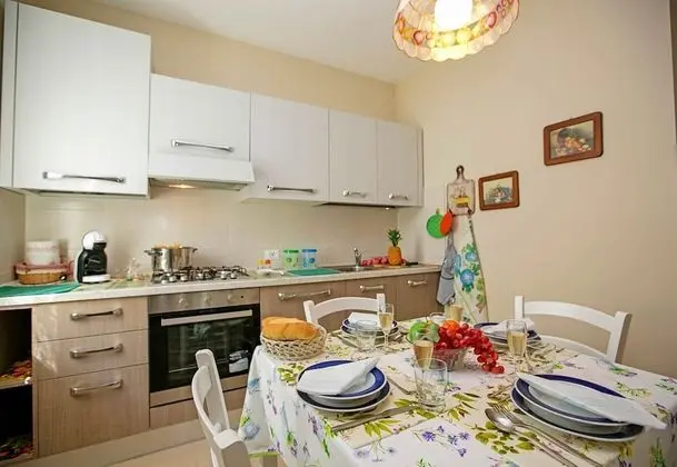 Family Apart Daire, Birden Çok Yatak, Bahçeli (Villa Mimosa - Appartamento 2)