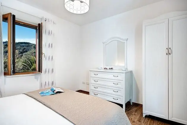Villa, 5 Yatak Odası, Kişiye Özel Havuzlu, Bahçe Manzaralı