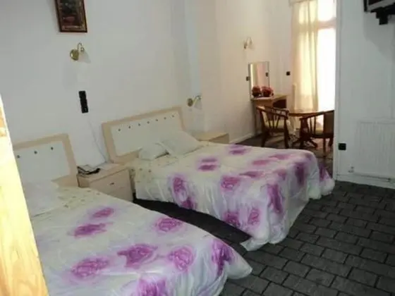 Standard Tek Büyük veya İki Ayrı Yataklı Oda