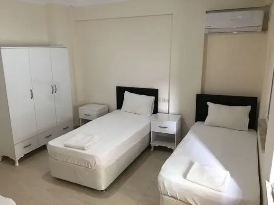 Standard Tek Büyük veya İki Ayrı Yataklı Oda