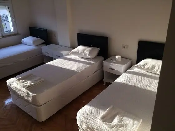 Standard Üç Kişilik Oda