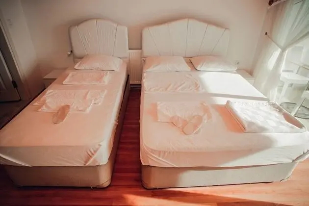 Standart Oda Deniz Manzaralı - Üç Kişilik