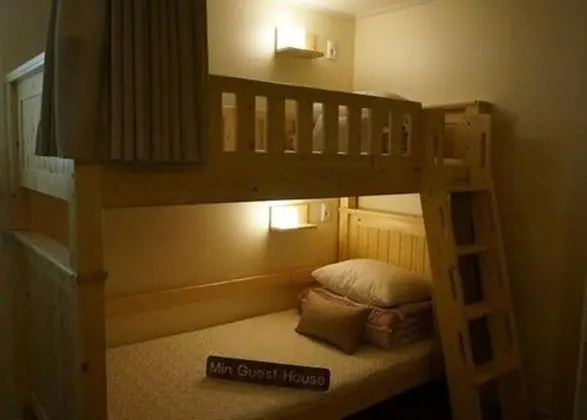 Ortak Ranzalı Oda, Sadece kadınlar için (2 people)